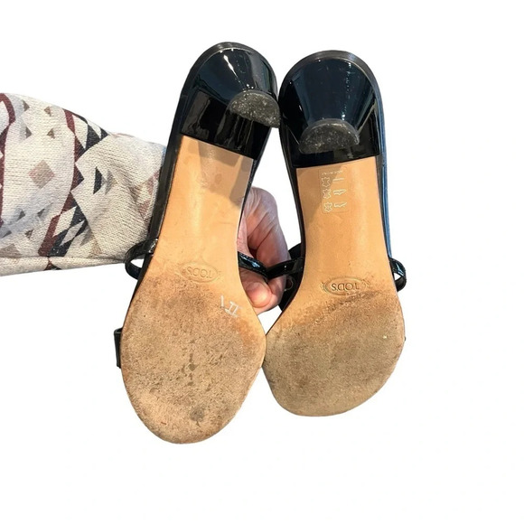 Tod’s Black Patent Leather Slide Sandals 9 - Picture 3 of 8